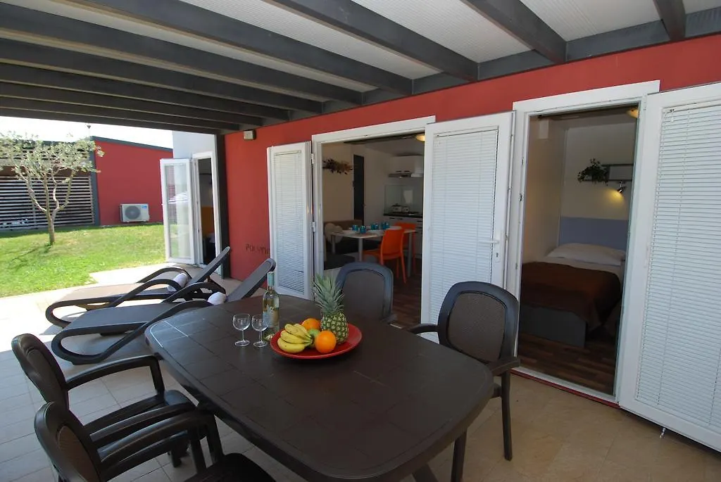 Camping Adria Mobile Homes In Camping Kastanija Novigrad Istria Feriepark