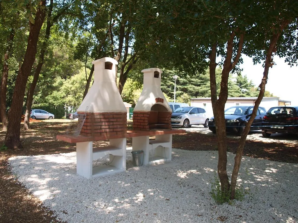 Semesterpark Camping Adria Mobile Homes In Camping Kastanija Novigrad Istria