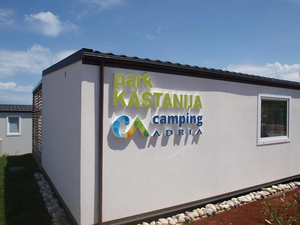 Camping Adria Mobile Homes In Camping Kastanija Novigrad Istria Kroatien