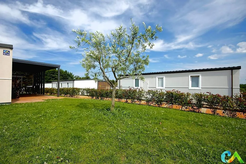 Camping Adria Mobile Homes In Camping Kastanija Novigrad Istria 4*,  Kroatien